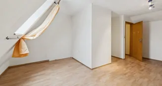 von_poll_real_estate_property_25346064_image_0