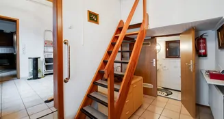 von_poll_real_estate_property_25346067_image_21