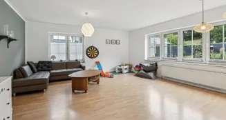 von_poll_real_estate_property_25346055_image_8