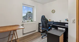 von_poll_real_estate_property_25346055_image_21