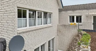 von_poll_real_estate_property_25346055_image_7