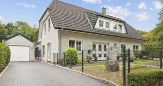 von_poll_real_estate_property_25346055_image_0