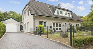 von_poll_real_estate_property_25346055_image_1