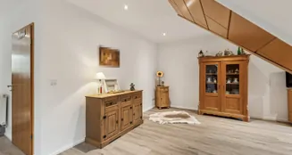 von_poll_real_estate_property_25346055_image_19