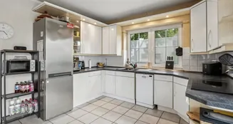 von_poll_real_estate_property_25346055_image_9