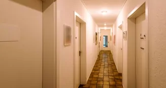 von_poll_real_estate_property_25346074_image_12