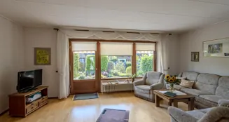 von_poll_real_estate_property_25346075_image_14