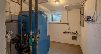 von_poll_real_estate_property_25346075_image_28