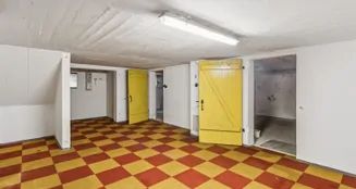 von_poll_real_estate_property_26346008_image_18