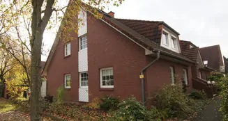 von_poll_real_estate_property_25346078_image_0