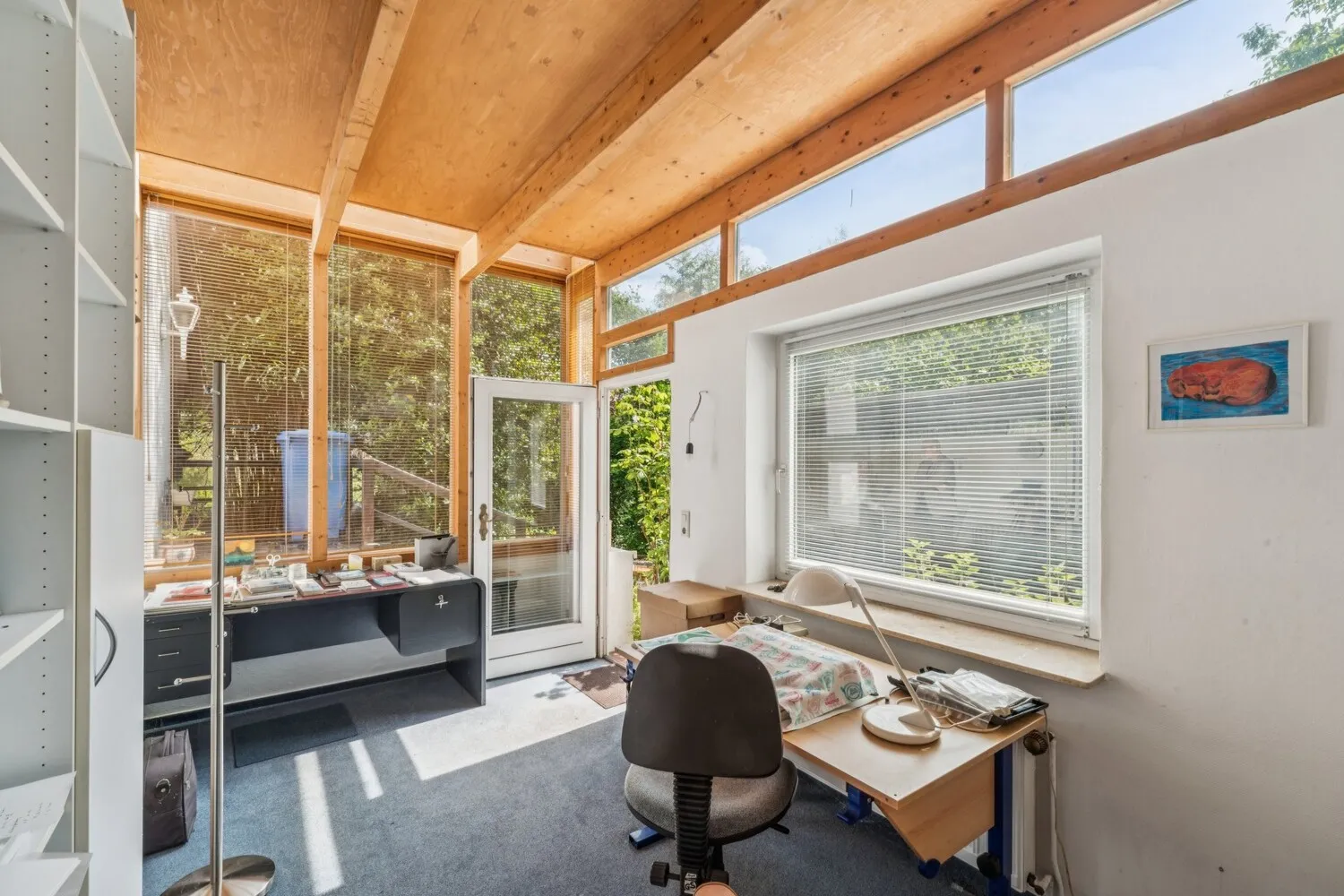 Büro mit Zugang vom Garten