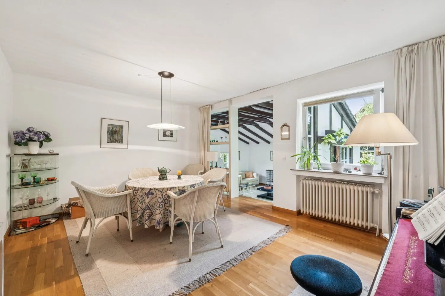 Wohnzimmer/ Esszimmer
