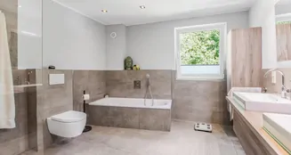 von_poll_real_estate_property_25053116_image_9