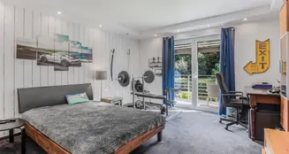 von_poll_real_estate_property_25053116_image_12