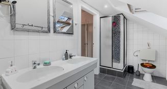 von_poll_real_estate_property_24053178_image_18