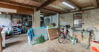 von_poll_real_estate_property_24053178_image_23