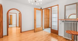 von_poll_real_estate_property_25053059_image_2