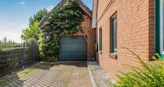 von_poll_real_estate_property_25053102_image_13