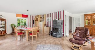 von_poll_real_estate_property_25053102_image_2