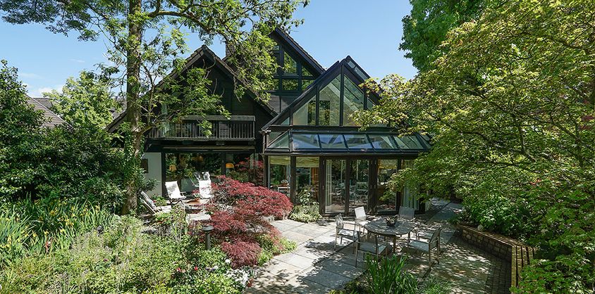 von Poll Immobilien GmbH