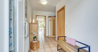 von_poll_real_estate_property_25457012_image_3