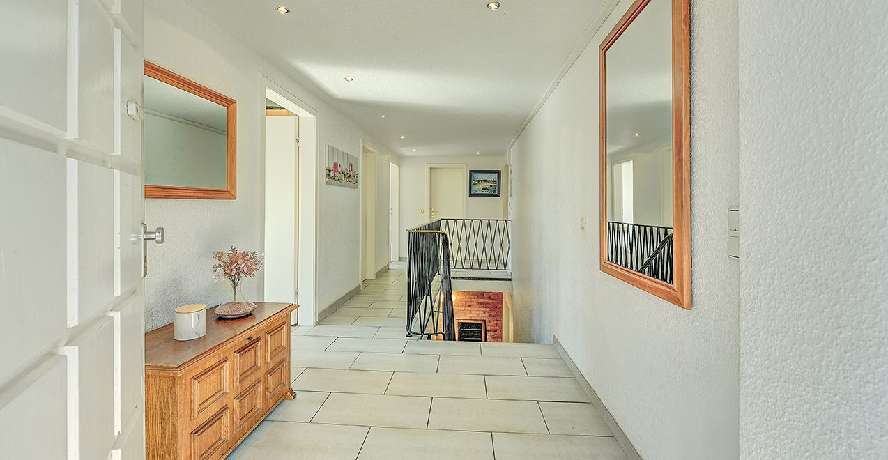 Wohnungseingang + Diele