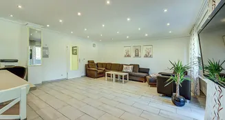 von_poll_real_estate_property_25457008_image_6