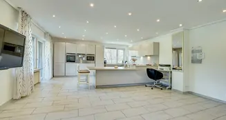 von_poll_real_estate_property_25457008_image_4