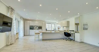 von_poll_real_estate_property_25457008_image_4