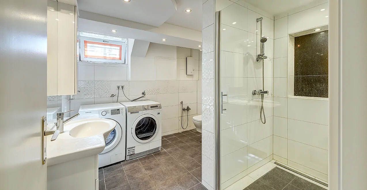 Badezimmer im Souterrain