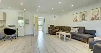 von_poll_real_estate_property_25457008_image_7