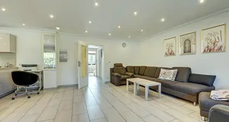 von_poll_real_estate_property_25457008_image_7