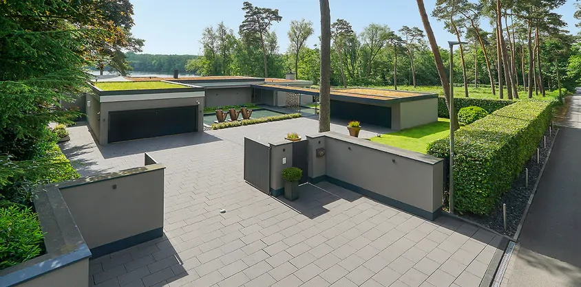 von Poll Immobilien GmbH