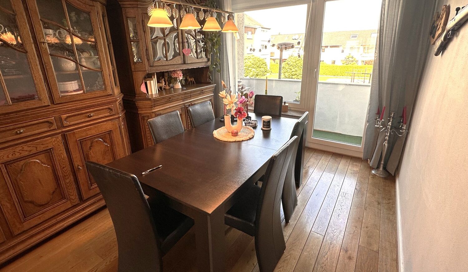 Esszimmer + Balkon