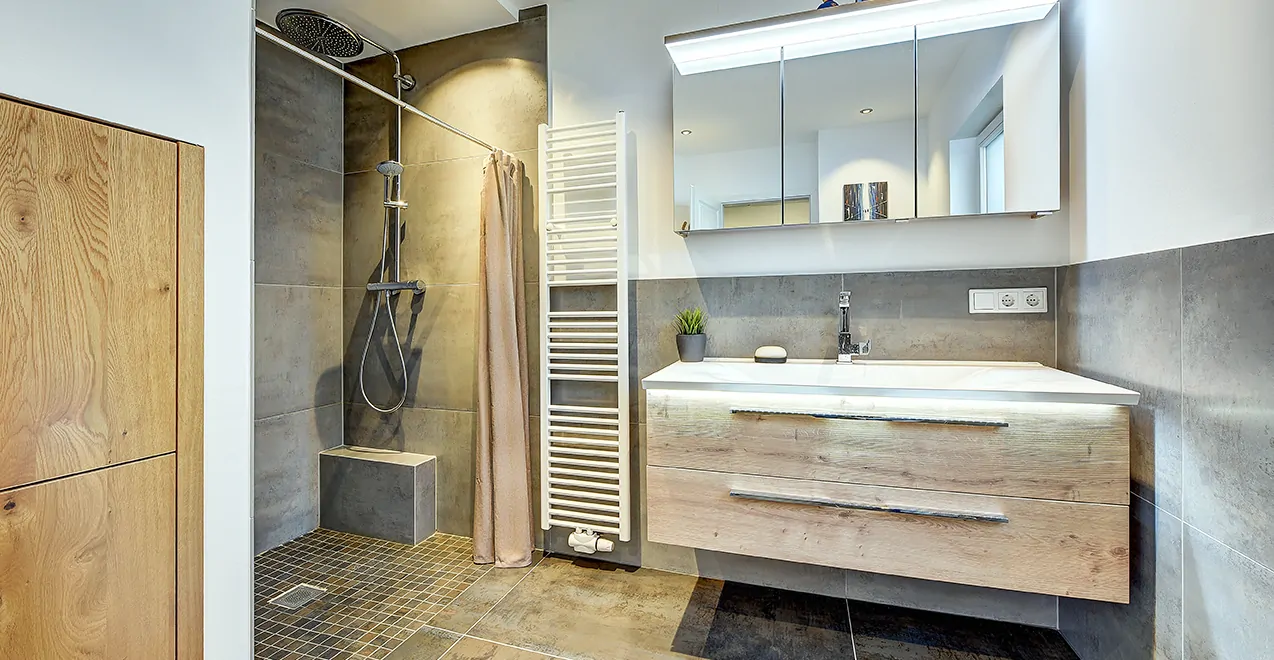 Badezimmer im Obergeschoss