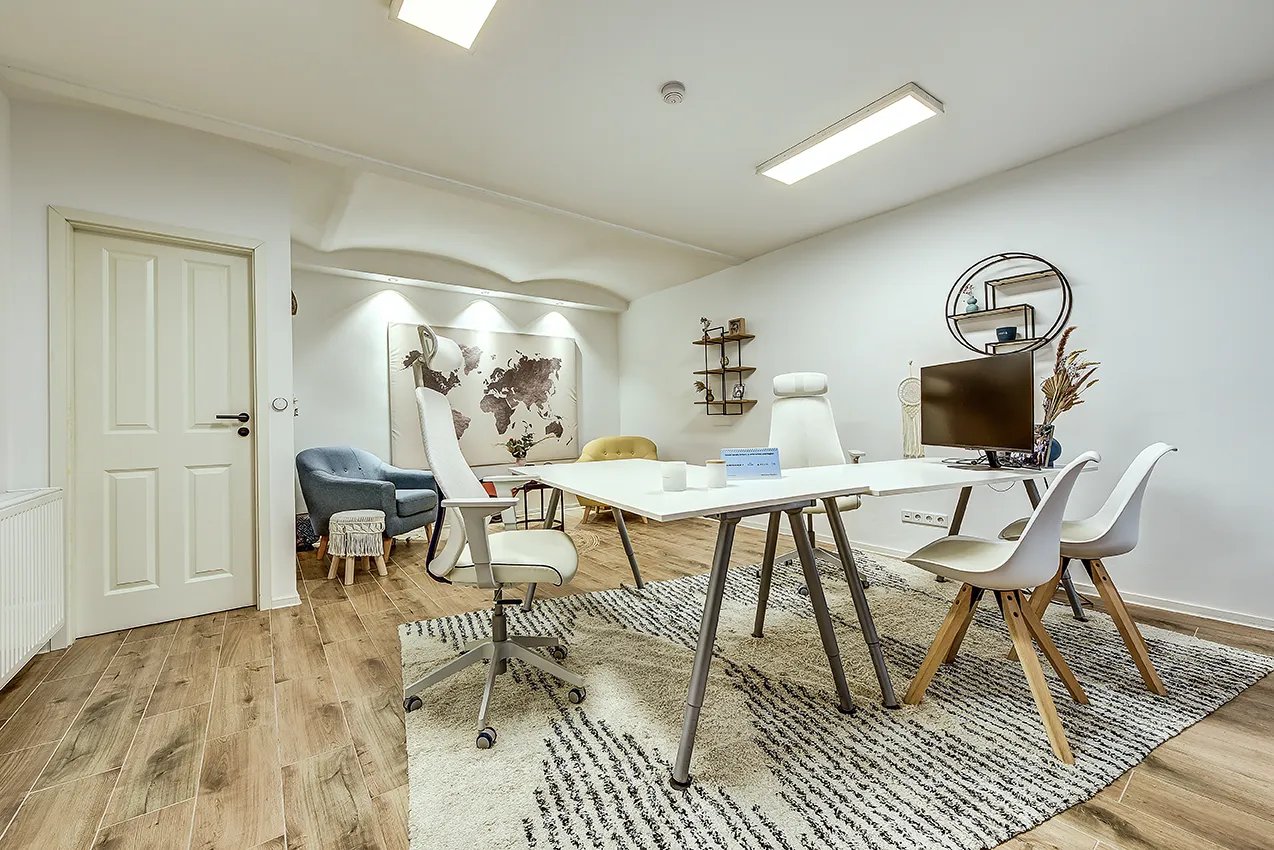 Büro im Kellergeschoss