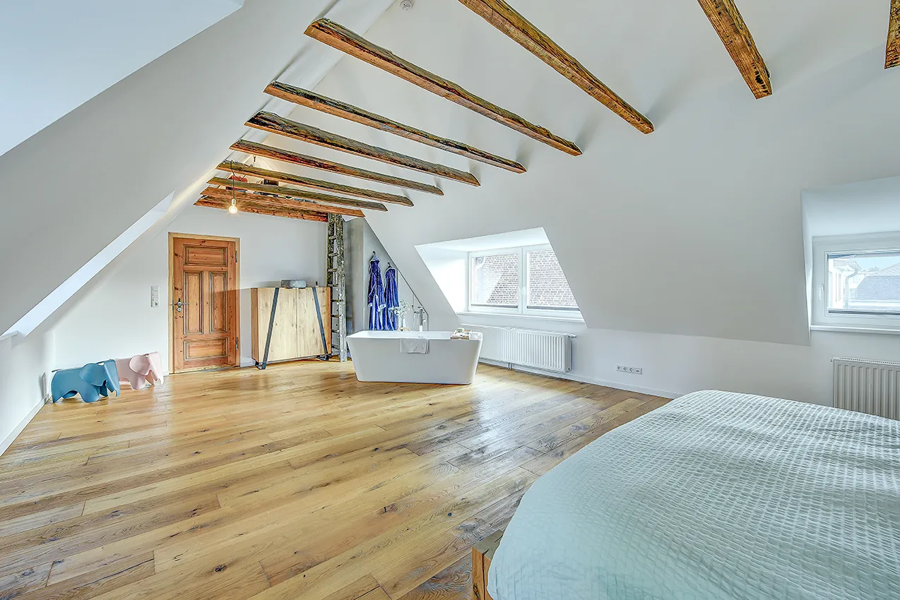 Schlafzimmer im Dachgeschoss