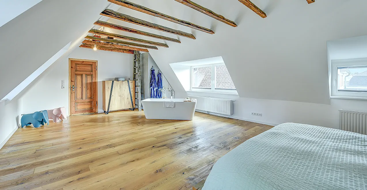 Schlafzimmer im Dachgeschoss