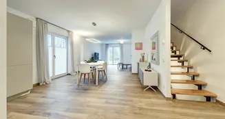 von_poll_real_estate_property_25457034_image_2