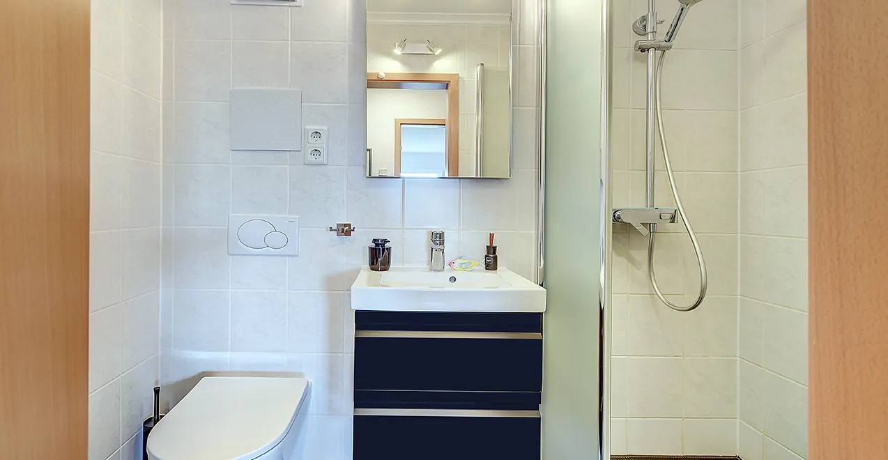 Gäste WC mit Dusche