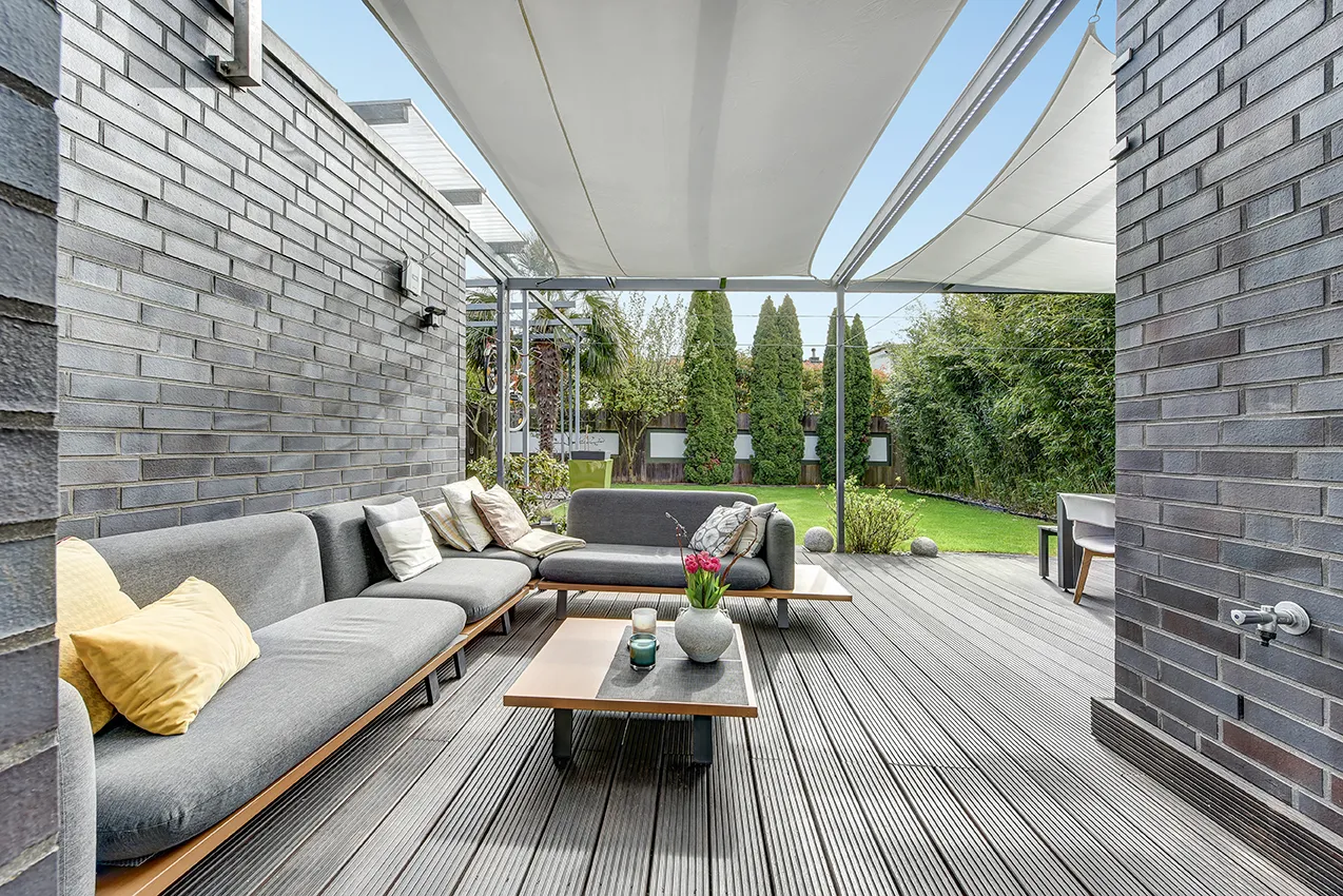 Windgeschützter Terrassenbereich