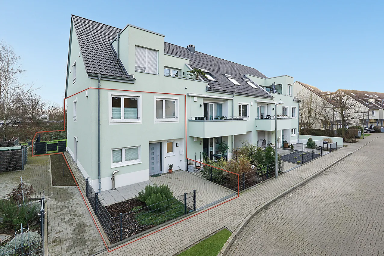 Außenansicht des gesamten Gebäudes