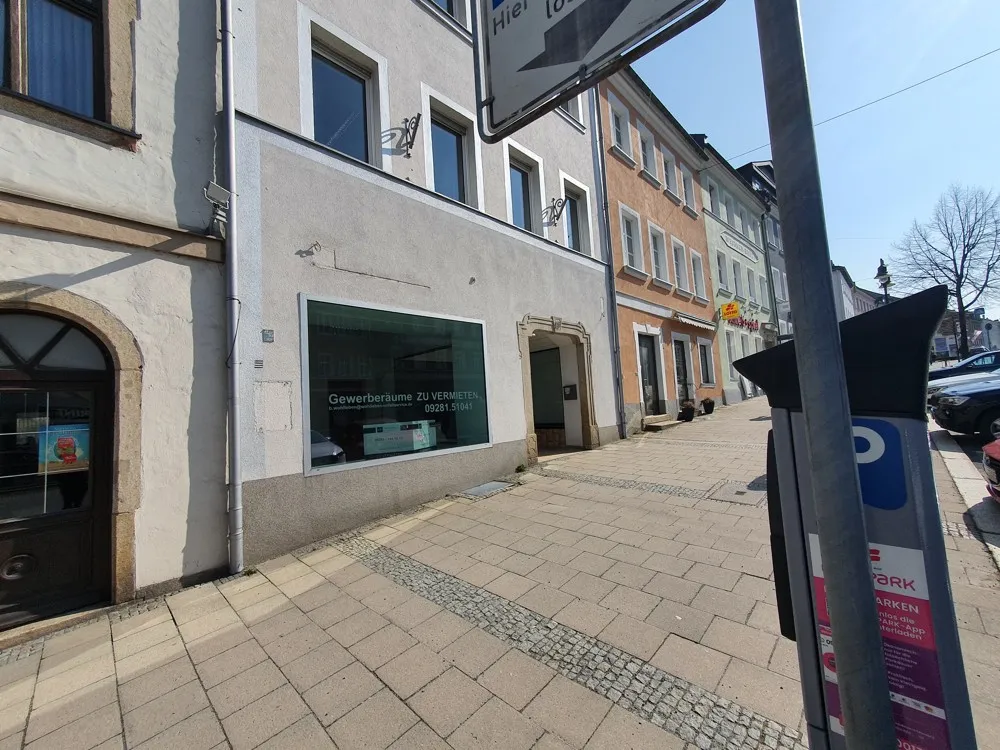 Espaces de bureaux/commerces idéalement situés et accessibles aux personnes à mobilité réduite
