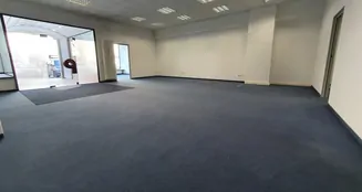 von_poll_real_estate_property_25468006-1_image_0