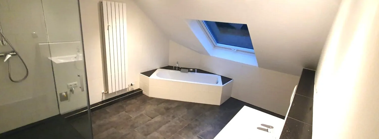 Badezimmer Dachgeschoss