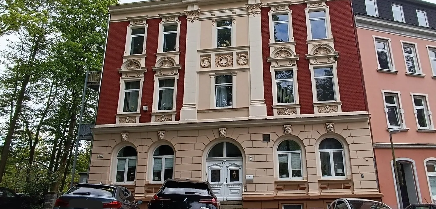 Wunderschönes Jugendstil-Mehrfamilienhaus komplett renoviert!