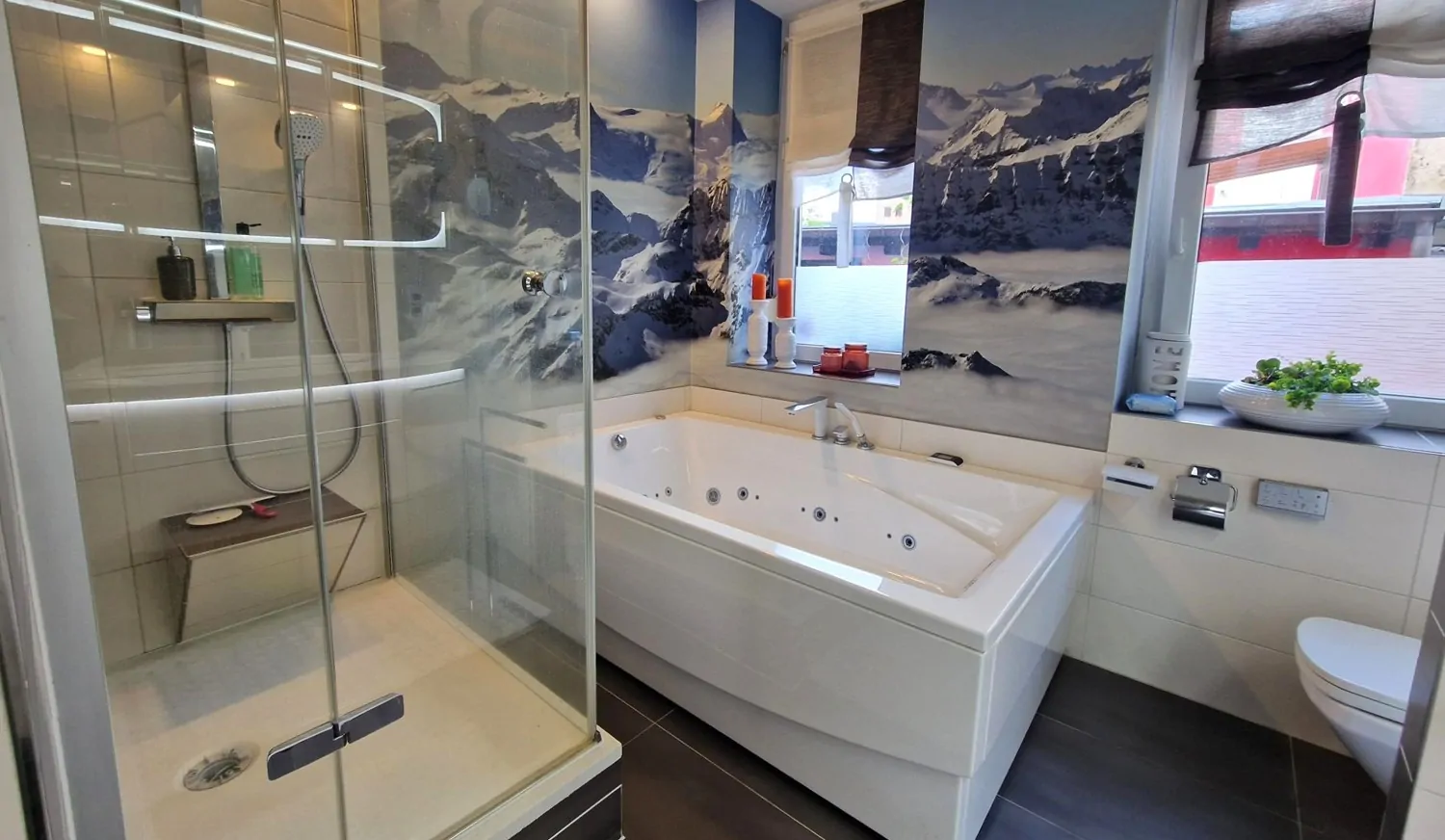 Badezimmer Wohneinheit 1.OG