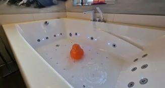 von_poll_real_estate_property_25468004_image_5