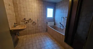 von_poll_real_estate_property_25468015_image_12