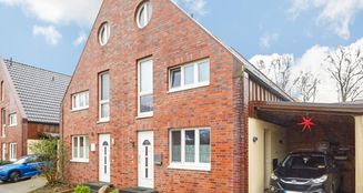 von_poll_real_estate_property_24276008_image_0
